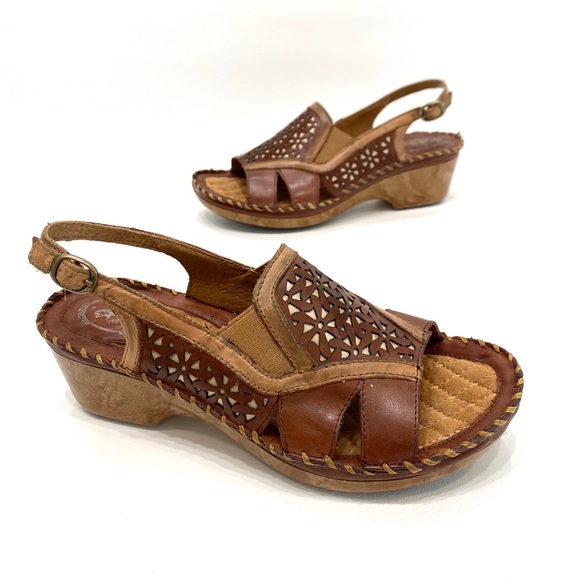 Ariat Shoes - Ariat brown leather clog heels women’s size 10 B